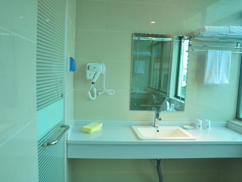 Greentree Alliance Sanya Jiyang District Yalongwan Road Hotel Exterior foto
