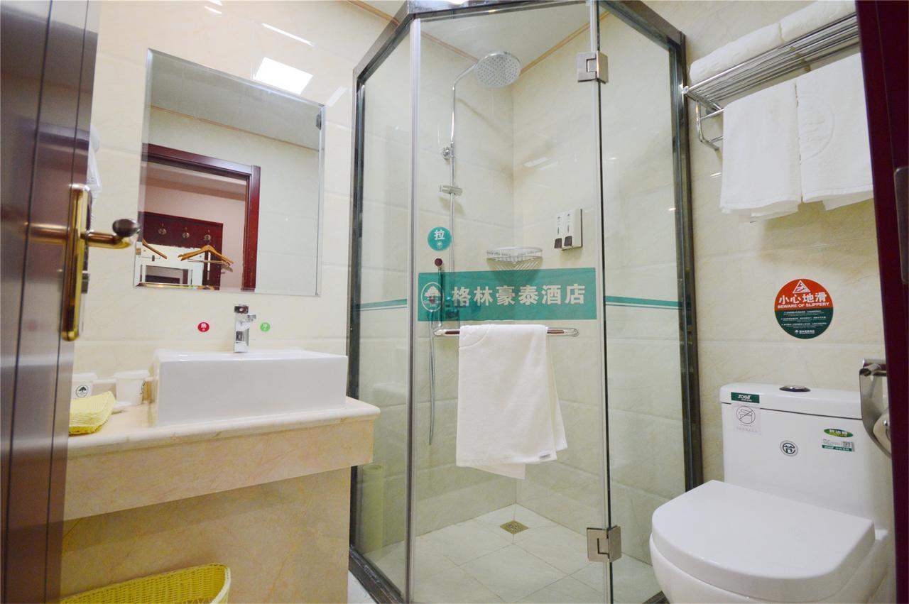 Greentree Alliance Sanya Jiyang District Yalongwan Road Hotel Exterior foto